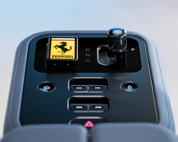 FERRARI-LUCE SHIFTER EVENT PHOTO sRGB 4K 72DPI 5x4 b1c82dda-9d98-4754-9ec7-3b9cd1adb51e.